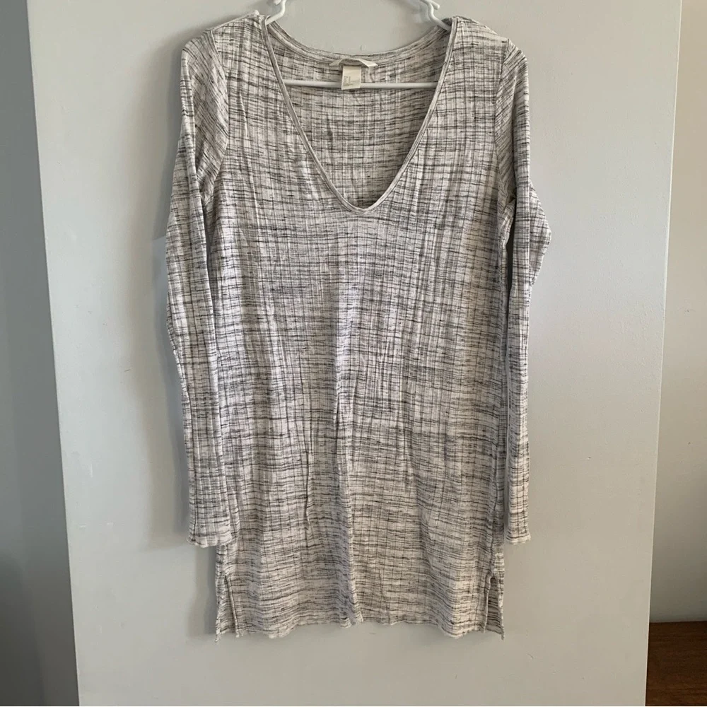 Maternity Shirt H&M Mama V Neck Black White Marled Long Sleeve Size Medium